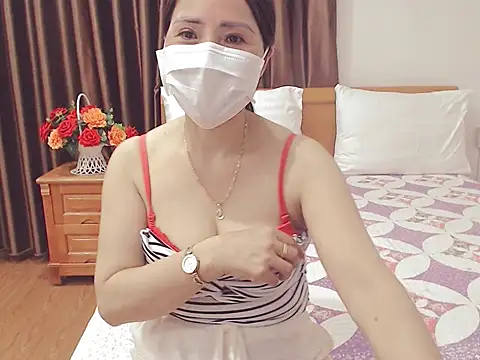 ruby 8x online show from 10.12.25