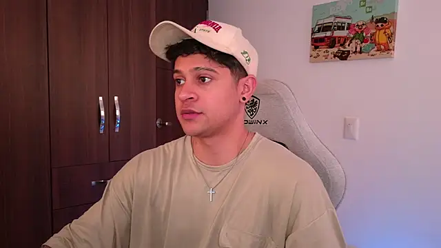 domsantiago  online show from 09.12.25