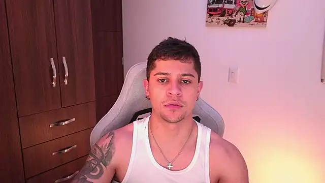 domsantiago  online show from 10.28.25