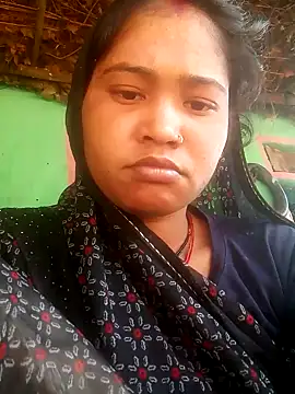 Snapshot of Hot_anjo chatting on 11.18.25 Hot anjo online show from 11.18.25