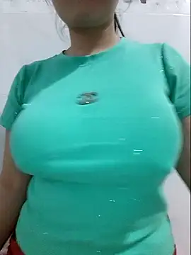 Shiny Babe online show from 01.15.26