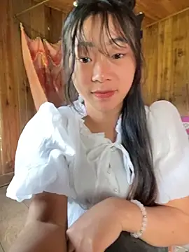 Snapshot of isaaa5 chatting on 09.28.25 isaaa5 online show from 09.28.25