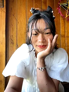 Snapshot of isaaa5 chatting on 10.05.25 isaaa5 online show from 10.05.25