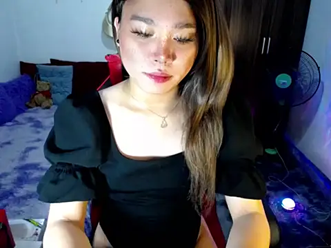 Urassiansweetcummer online show from 03.20.26