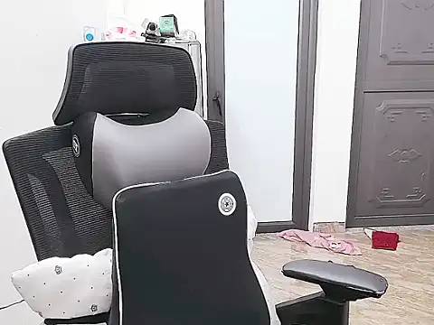 Shulee21 online show from 09.11.25