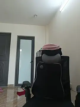 Shulee21 online show from 10.09.25