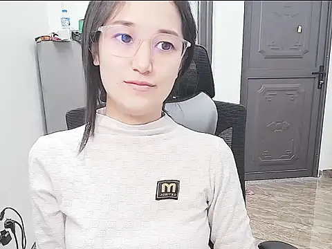 Shulee21 online show from 10.22.25