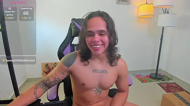 Maximiliano scoott   online show from 11.04.25