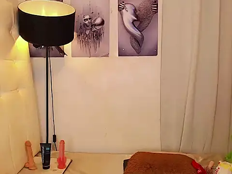 Foxxy Barbie online show from 02.15.26