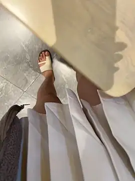 Snapshot of Hamy88 chatting on 10.19.25 Hamy88 online show from 10.19.25