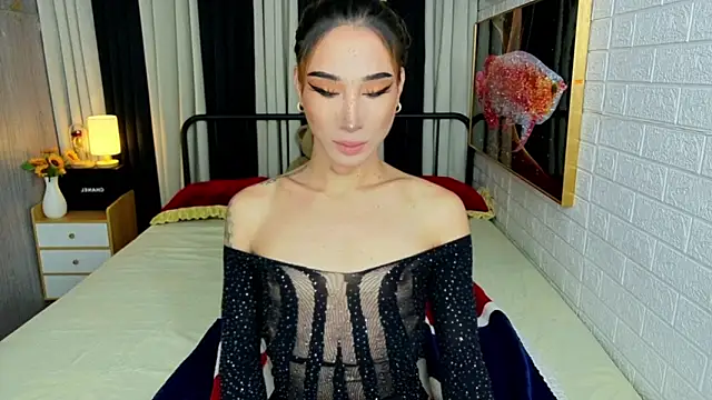 Snapshot of TRANSGODDESSA chatting on 10.20.25 TRANSGODDESSA online show from 10.20.25