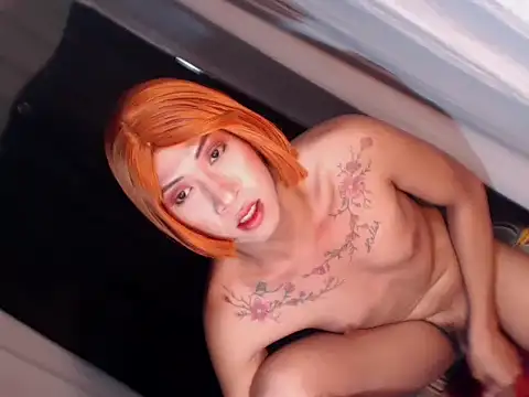 Snapshot of Xyourstellafox chatting on 10.24.25 Xyourstellafox online show from 10.24.25