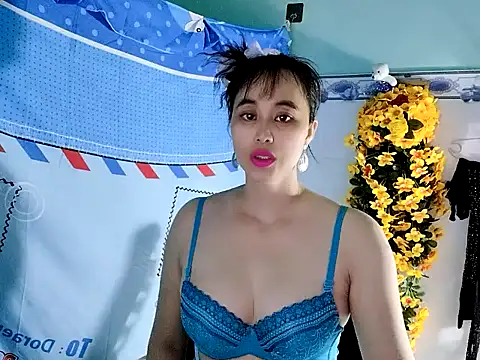 Snapshot of emgaixinhngoan chatting on 10.01.25 emgaixinhngoan online show from 10.01.25