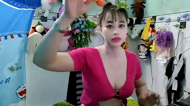 emgaixinhngoan online show from 11.06.25