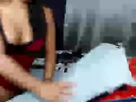 Snapshot of liane_mei chatting on 10.13.25 liane mei online show from 10.13.25