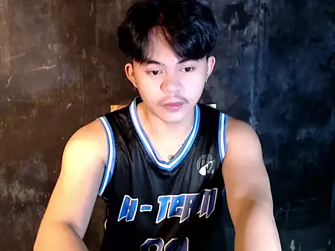 urguy toshi online show from 09.20.25