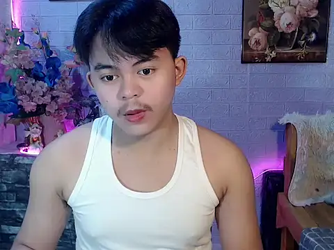 Snapshot of urguy_toshi chatting on 07.04.26 urguy toshi online show from 07.04.26
