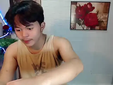 Snapshot of urguy_toshi chatting on 07.28.26 urguy toshi online show from 07.28.26