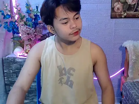 Snapshot of urguy_toshi chatting on 08.02.26 urguy toshi online show from 08.02.26