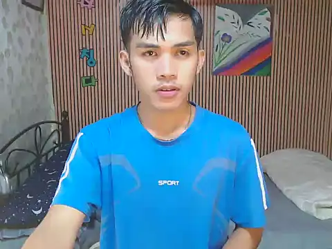 Snapshot of urhot_chany chatting on 09.22.25 urhot chany online show from 09.22.25