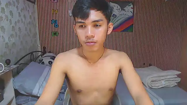 Snapshot of urhot_chany chatting on 09.28.25 urhot chany online show from 09.28.25