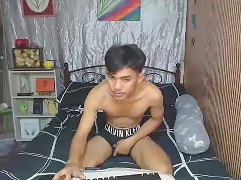 Snapshot of urhot_chany chatting on 10.26.25 urhot chany online show from 10.26.25