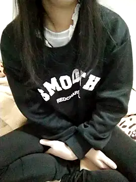 Snapshot of Kembong01 chatting on 02.14.26 Kembong01 online show from 02.14.26