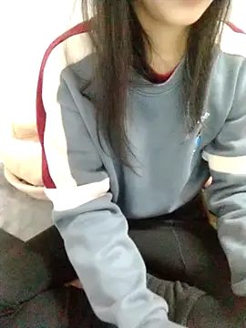 Snapshot of Kembong01 chatting on 02.15.26 Kembong01 online show from 02.15.26