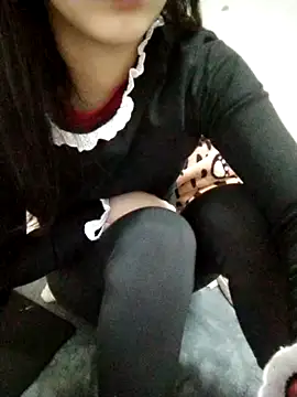 Snapshot of Kembong01 chatting on 02.27.26 Kembong01 online show from 02.27.26