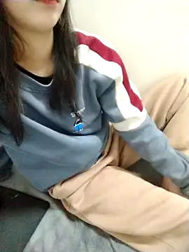 Snapshot of Kembong01 chatting on 03.12.26 Kembong01 online show from 03.12.26