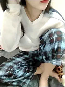 Snapshot of Kembong01 chatting on 03.15.26 Kembong01 online show from 03.15.26