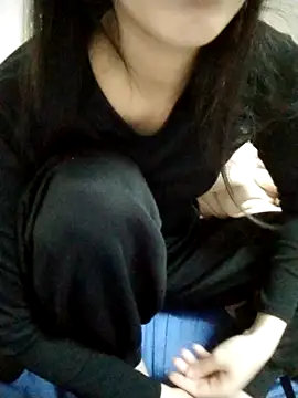 Snapshot of Kembong01 chatting on 03.19.26 Kembong01 online show from 03.19.26