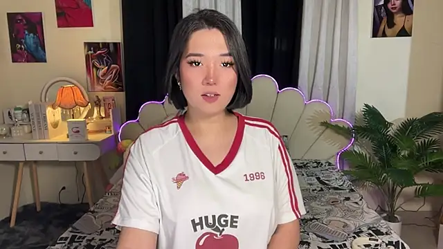 KateMadness online show from 03.30.26