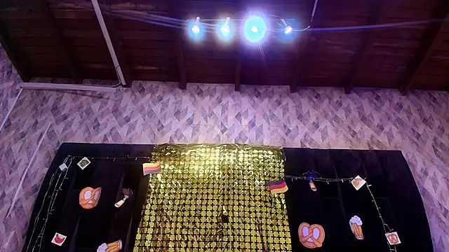 wensheng  online show from 09.17.25