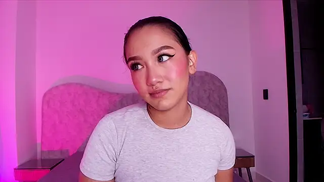 Snapshot of wensheng_ chatting on 11.24.25 wensheng online show from 11.24.25