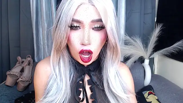 UrGoddess xx online show from 10.08.25