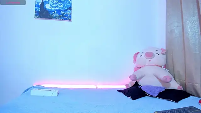 Shophie thoopson online show from 04.05.26