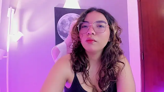 AliceCamxxx online show from 09.09.25
