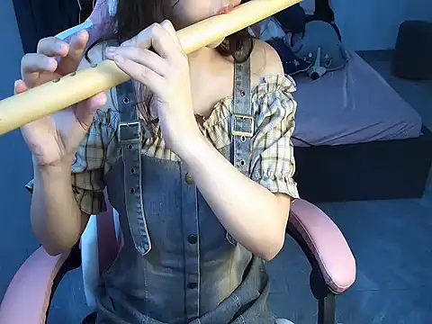 Ori-Yannie online show from 10.27.25