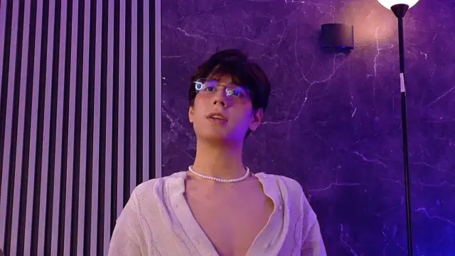 luixdust  online show from 09.22.25