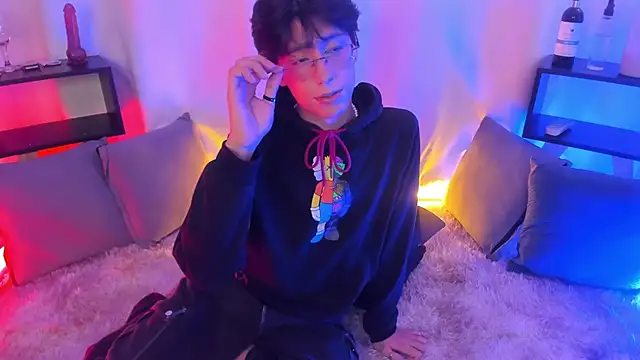 luixdust  online show from 09.23.25