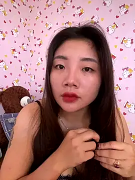 Snapshot of D2sweet chatting on 09.21.25 D2sweet online show from 09.21.25