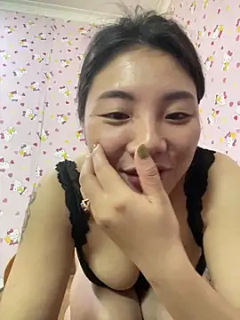 Snapshot of D2sweet chatting on 10.23.25 D2sweet online show from 10.23.25