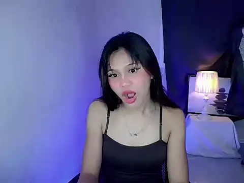 Snapshot of Filipina_milker chatting on 10.16.25 Filipina milker online show from 10.16.25