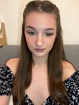 AdelinaEmber online show from 01.10.26