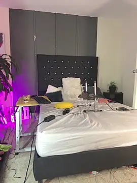 Alexa  Blue online show from 09.13.25