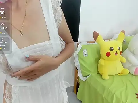 Snapshot of LuckyBabe_new01 chatting on 09.14.25 LuckyBabe new01 online show from 09.14.25