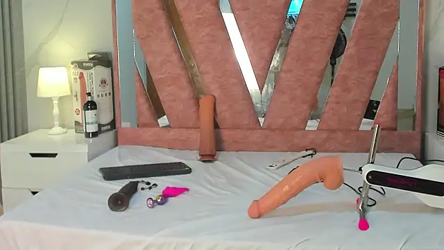 Snapshot of Wonderkloe_ chatting on 02.11.26 Wonderkloe online show from 02.11.26