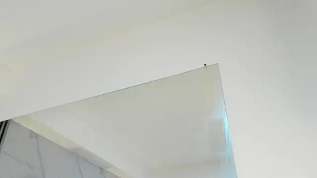 Snapshot of Wonderkloe_ chatting on 02.15.26 Wonderkloe online show from 02.15.26