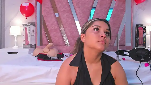 Snapshot of Wonderkloe_ chatting on 02.20.26 Wonderkloe online show from 02.20.26